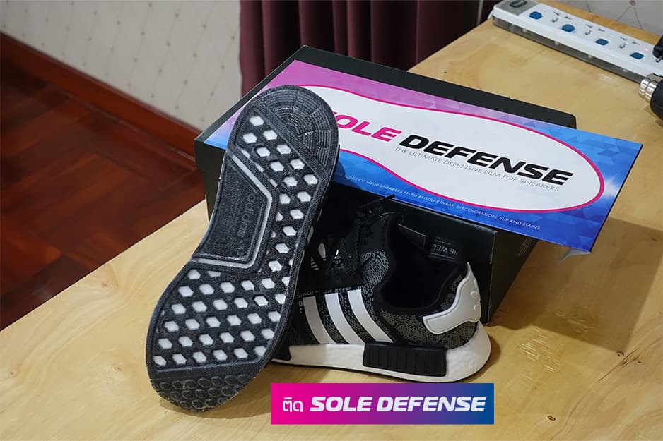 พื้น adidas NMD หลังติดฟิล์ม พร้อมแพ็กเกจจากชุดรีวิวเดิม
